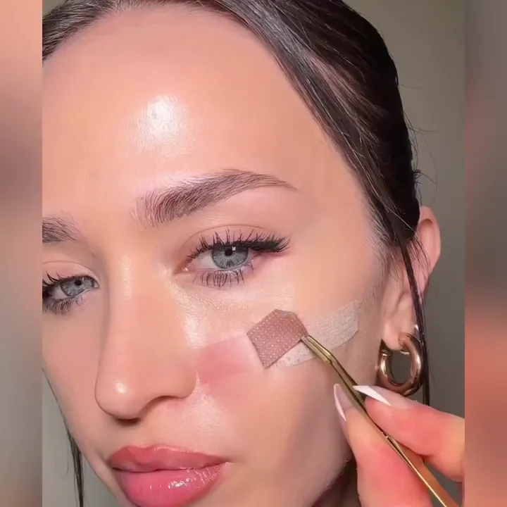 Propricehub™ Korean Color-Changing Foundation Stick - View 6