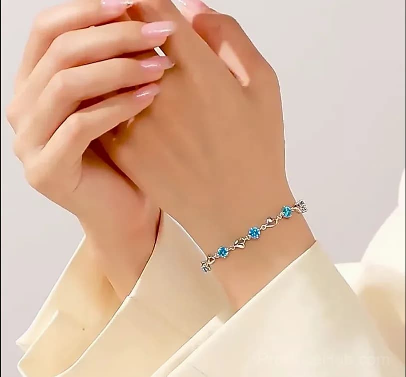 Sparkling Lucky Clover Bracelet, Single - View 14