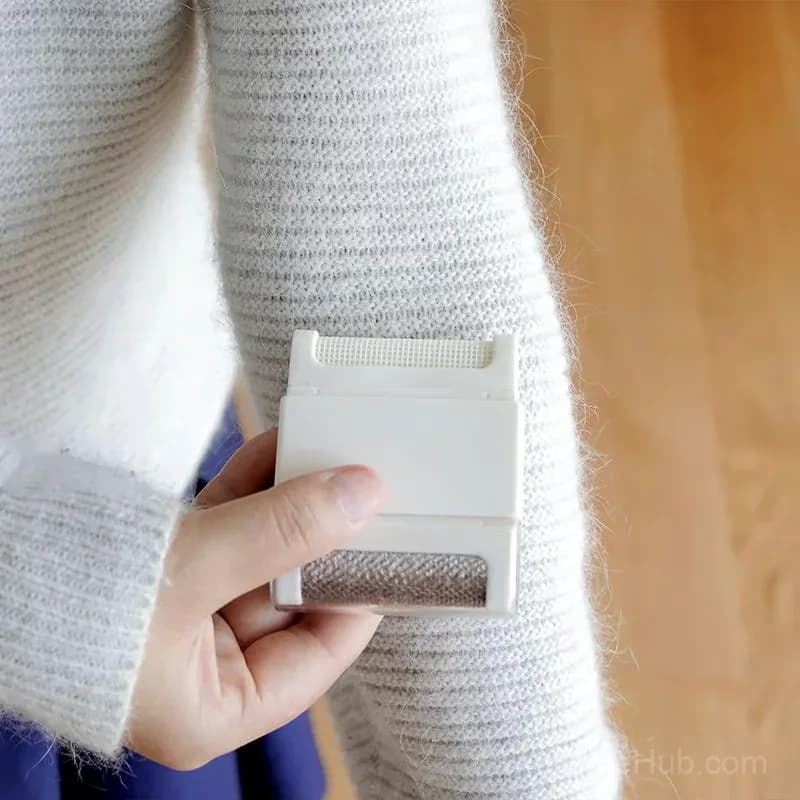 Manual Single-Head Lint Remover for Sweaters & Coats, White - View 6