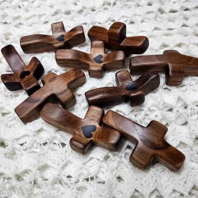 Cross My Heart Amen Encouragement Keychain Charm - View 6